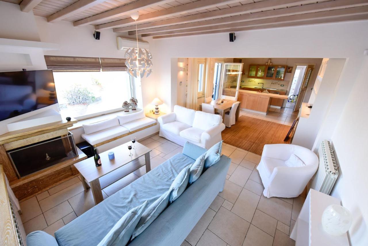 Paradise - Irina's Oasis * Ftelia (Mykonos)